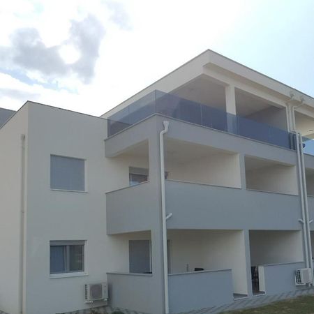נין Villa Gabriel מראה חיצוני תמונה