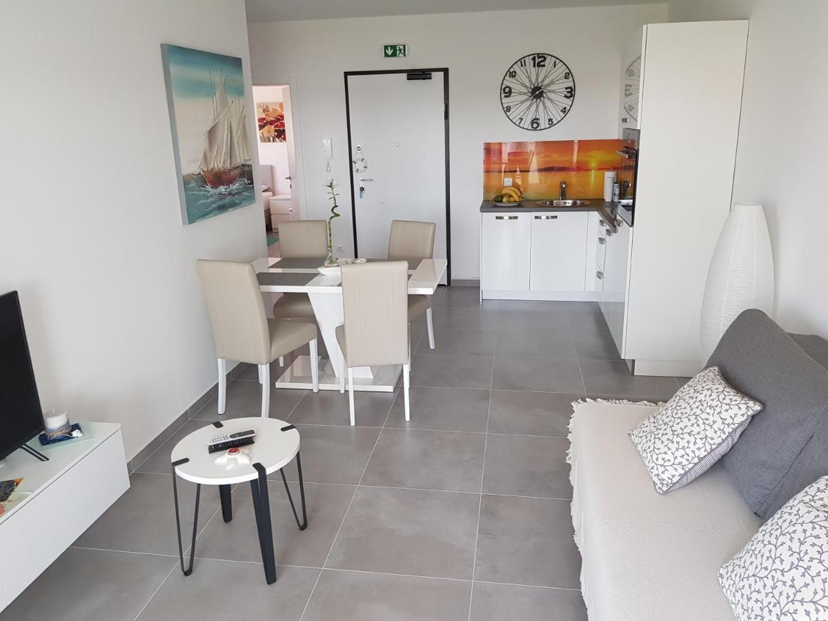 נין Villa Gabriel מראה חיצוני תמונה